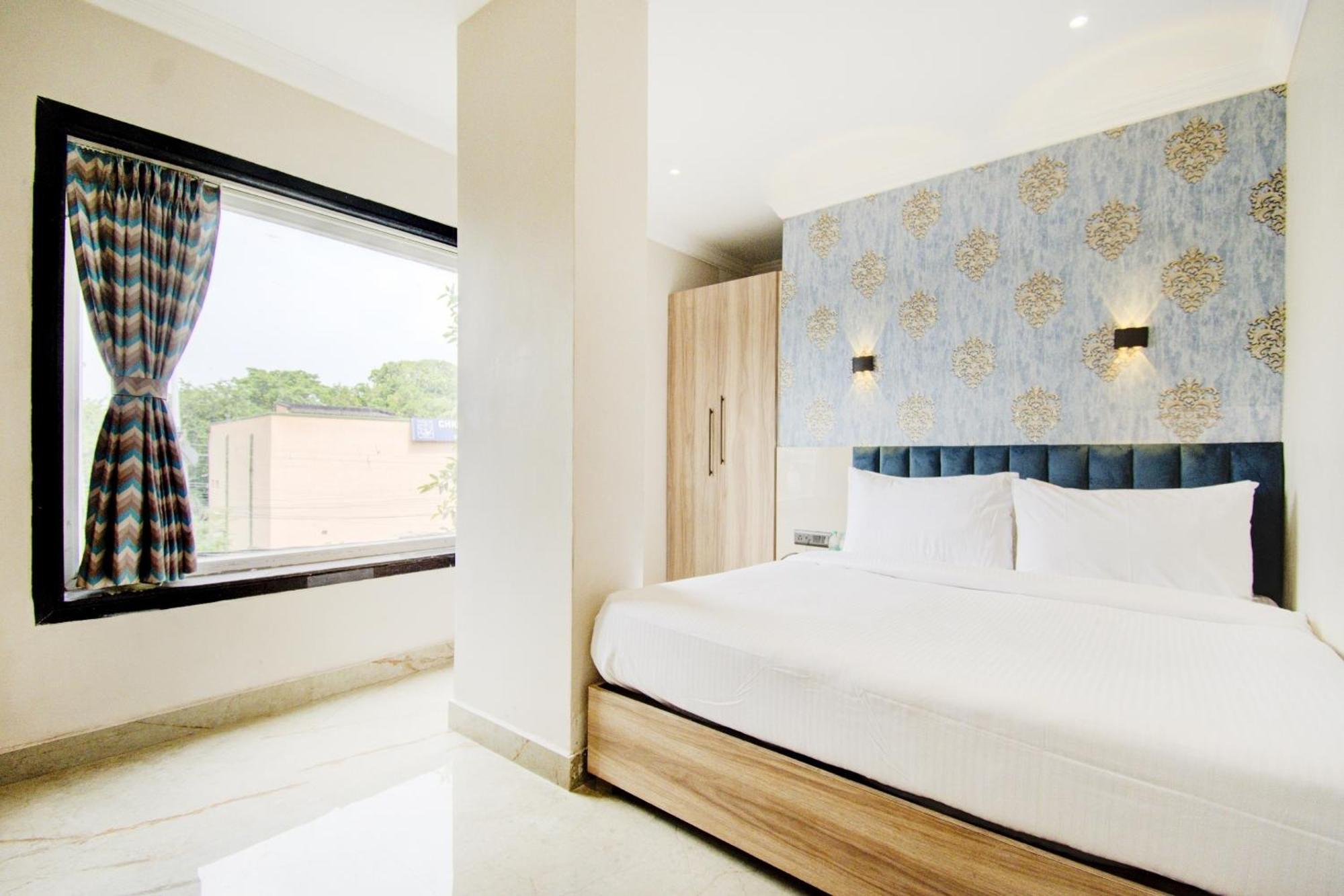Super Townhouse Gokul Regency Near Dum Dum Metro Station Hotel Exterior photo